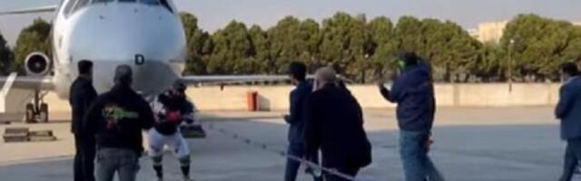 Novi rekord: 15 metara vukao avion od 46 tona (VIDEO)
