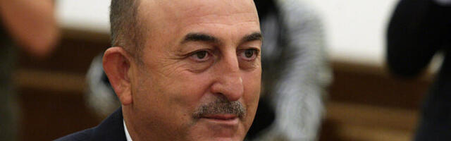 ČAVUŠOGLU ODLUČAN: Nećemo se priključiti sankcijama protiv Rusije!