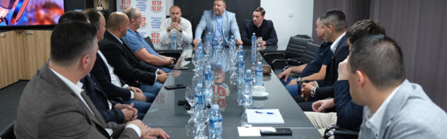 FSRZS: Užice i Priboj dobiće terene sa veštačkom travom