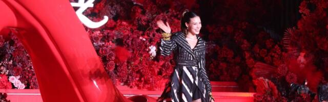 AMERI NE MOGU DA JE SMISLE! Ovo je prelepa MILIONERKA koja će sa Novakom voditi prestižni Laureus: Izdala Amerikance, pa im se brutalno smejala u lice!