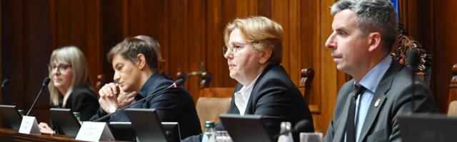 Novoizabrani javni tužioci položili zakletvu u Skupštini pred Anom Brnabić i Zagorkom Dolovac