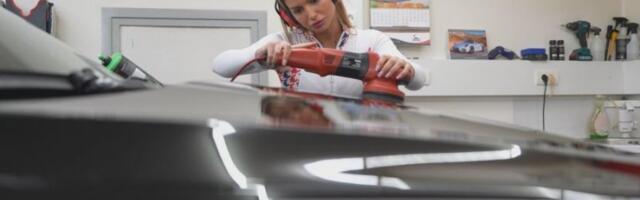 LEPA ČAČANKA RUŠI SVE PREDRASUDE! Mina Danilović ušla u "muški" posao i sada je u svom kraju bez premca! (FOTO, VIDEO)