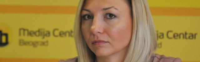 NIKO NEĆE BOLNICU SPAKOVATI U KOFER I ODNETI KAD JEDNOG DANA ODE SA VLASTI! Macura odgovorila Mariniki: Ne napadajte one poteze od kojih naše društvo imaju korist!
