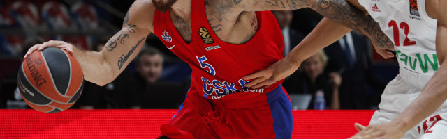 Džejms na skok od tripl-dabla, moćni CSKA na krilima Amerikanca srušio Himki, Milutinov raspoložen, Jović očajan
