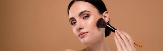Kako postići nude makeup look? Otkrivamo tajne šminkera za savršen izgled