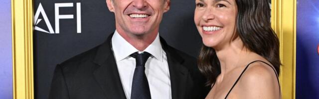 Hju Džekmen potvrdio vezu sa glumicom: Optuživali ga da je varao i ostavio bivšu suprugu zbog nje (FOTO)