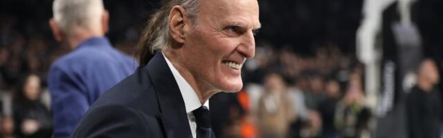 Duško Ivanović dobio samo jedno pitanje posle razbijanja Partizana, pa se zbunio kad je počeo da odgovara