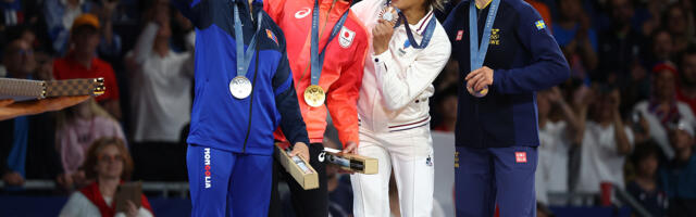 Samsung otkriva ekskluzivno olimpijsko izdanje Galaxy Z Flip7, podržavajući sportiste tokom čitavog putovanja Milano Kortina 2026.