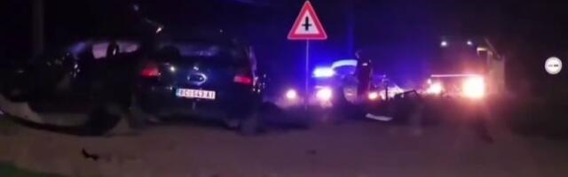 Prvi snimak stravičnog udesa kod Bogatića! Poginula 2 mladića, od vozila nije ostalo ništa (VIDEO)