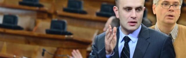 Oštra poruka poslanika: Posle novih pretnji Vučiću stiglo upozorenje