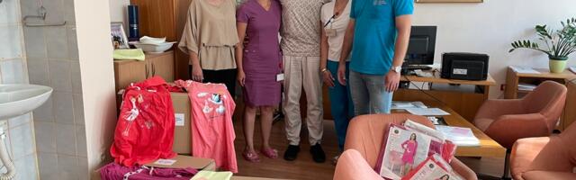 Nove spavaćice za niške porodilje. Lokalna fondacija Niš poklonila 36 spavaćica i 60 kompleta posteljina