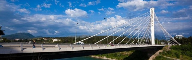 Policija sprečila dolazak građana iz više gradova na auto-litiju u Podgoricu