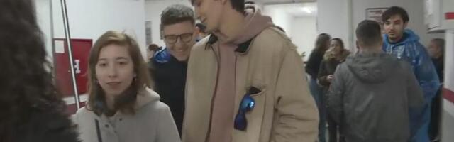 Studenti u Nišu u Nacionalnoj službi za zapošljavanje: “Da li je potrebna partijska knjižica SNS-a da bismo se zaposlili”