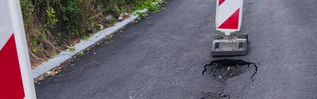 Foto-vest: Već ispucao završni sloj asfalta u Ruzveltovoj u Niškoj Banji