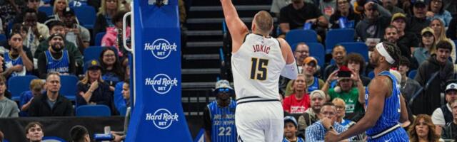 Nikola blistao, ali uzalud! Nestvaran tripl-dabl Jokića u porazu Nagetsa: Pogledajte fotografije Srbina sa utakmice protiv Orlanda! (GALERIJA)