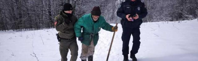 POLICIJA SPASILA STARCA (82) KOJI JE DANIMA BIO BEZ HRANE I OGREVA! Pronašli iznemoglog čoveka u poslednjem trenutku: Humanost na delu! (foto)