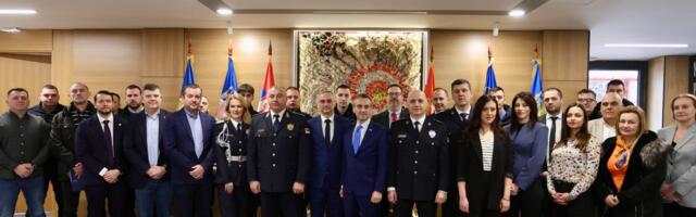 Na KPU počela dvodnevna obuka za otkrivanje lažnih putnih dokumenata i viza u saradnji sa SAD