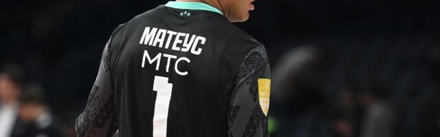 Jago se zagreva u dresu Mateusa /GALERIJA/