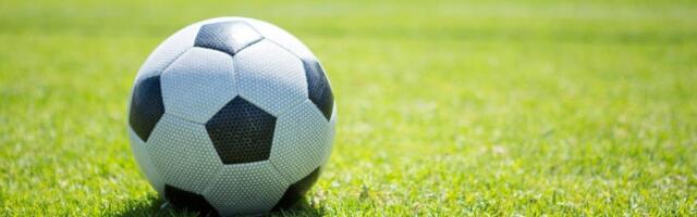 HOROR! TRENER FIZIČKI NAPAO DEVOJČICU (17) NA TERENU! Lupio joj nekoliko šamara, pa je udario pesnicom - isplivali jezivi detalji!