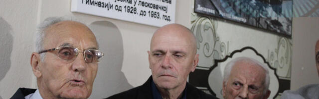 U Gimnaziji otkrivena spomen-ploča nekadašnjem profesoru Borisu Nepokupnoju