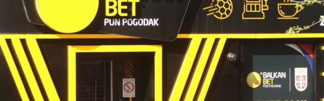 HVALE SE DA PODRŽAVAJU SPORTISTE, A NAVLAČE DECU NA KOCKU! Licemerje lanca kladionica "Balkan bet"