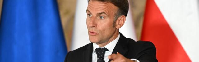 "EKOLOGIJA POSTALA LAKA META ZA EKSTREMISTE" Makron: Sve opcije i akcije koje smo preduzeli zasnovane su na nauci, moramo to da nastavimo