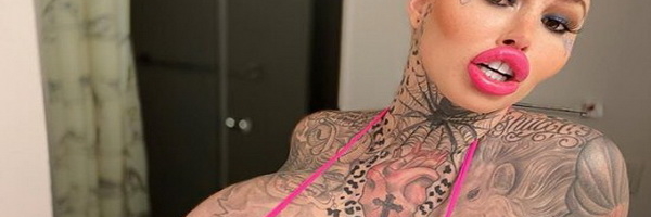 Devojka potrošila hiljade dolara kako bi izgledala kao lutka na naduvavanje