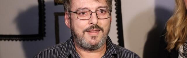 "Dolazile su mi veverice u dvorište": Naš glumac spas od gradske gužve pronašao u selu u okolini Beograda