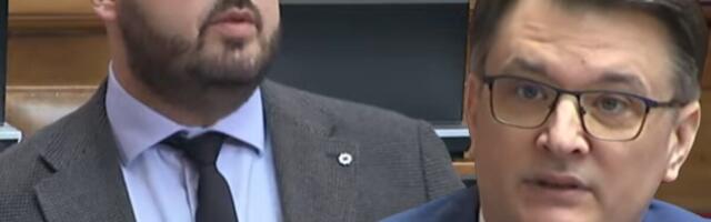 JOVANOV REPLIKOM POKOPAO OPOZICIONARA JANJIĆA! ''Pričate o nasilju, a satarom šaljete ljude na simpatizere SNS''!