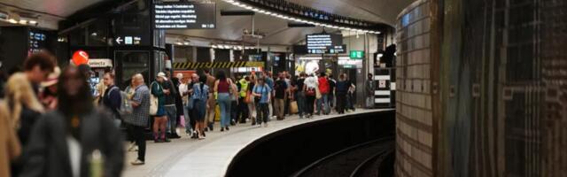 „Pustite nas napolje“: Putnici satima zarobljeni u tunelu stokholmskog metroa