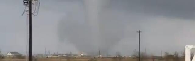 JEZIVE SCENE U TEKSASU! Pogledajte šta radi tornado! (VIDEO)