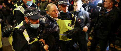 London: Više od 100 uhapšenih na protestima protiv restrikcija