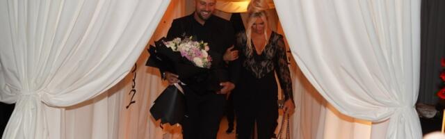 Nije imao ni 1.000 dinara kad je upoznao: Pevač sa zanosnom plavušom sad čeka treće dete