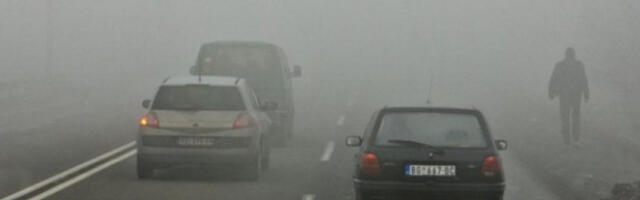 Магла смањује видљивост, без задржавања на граници