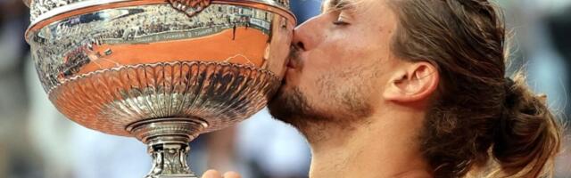 KO ČEKA, TAJ DOČEKA! Aleksander Zverev osvojio Rolan Garos - prvi Grend slem u karijeri (Video)