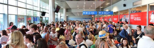 Evropa na ivici turističkog haosa! Putnici čekaju i po 4 sata na granicama, ugrožene milijarde evra