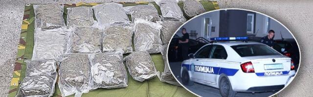 Zaplenjena ozbiljna količina narkotika! Diler drogu krio baš ovde, oduzet i keš (FOTO)