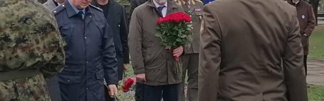 Jevgenij Primakov, položio je jutros venac na spomenik „Bili smo samo deca“
