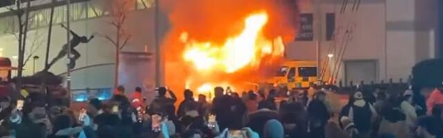 Požar guta stadion Mančester sitija (FOTO/VIDEO)