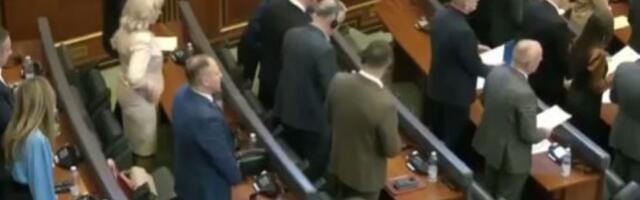 Predstavnici Srpske liste zakleli se da će poštovati i štititi suverenitet i teritorijalni integritet tzv. Kosova (VIDEO)