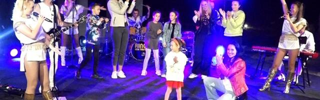 Koncertom ABBA Ring Tribute završena Kultur(na)tura na Zlatiboru: U umetnosti uživali i priroda i društvo (VIDEO)