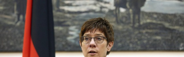 Makron: Evropa mora biti nezavisna od SAD; Berlin: Ta mogućnost je iluzija