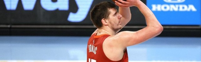 Jokić je grumen zlata, ali Bruklin pobegao sa tanjira Denveru (VIDEO)