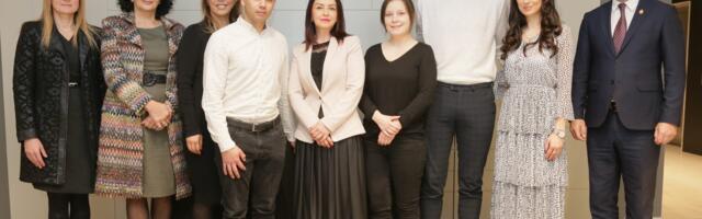 PRAVA DECE BEZ RODITELJSKOG STARANJA