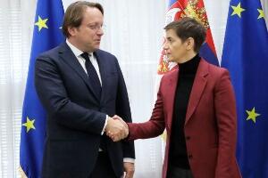 Вархељи са Брнабићевом, након тога састанак са Вучићем