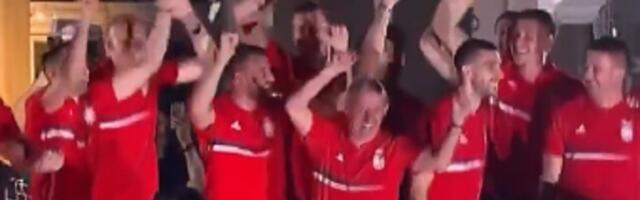 Ludi letnji ples Karija Pešića (VIDEO)