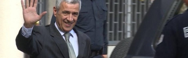 Ljubodrag Stojadinović: 1002 dana