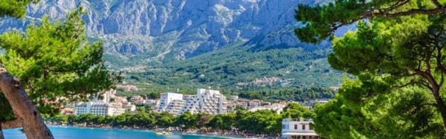 Srpkinja slikala plažu u Hrvatskoj u ranim jutarnjim satima i izvazvala BURU NA MREŽAMA: Pljušte OSUDE (FOTO)