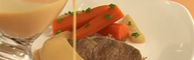 MOŽETE GA PRELITI PREKO BILO KOJE VRSTE MESA! Napravite sos po receptu Džejmi Olivera!