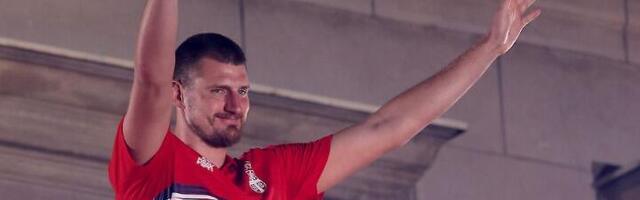 Gde je Jokić nestao usred slavlja na Balkonu?! (FOTO)